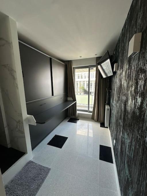 Joia - Vaugirard Apartment